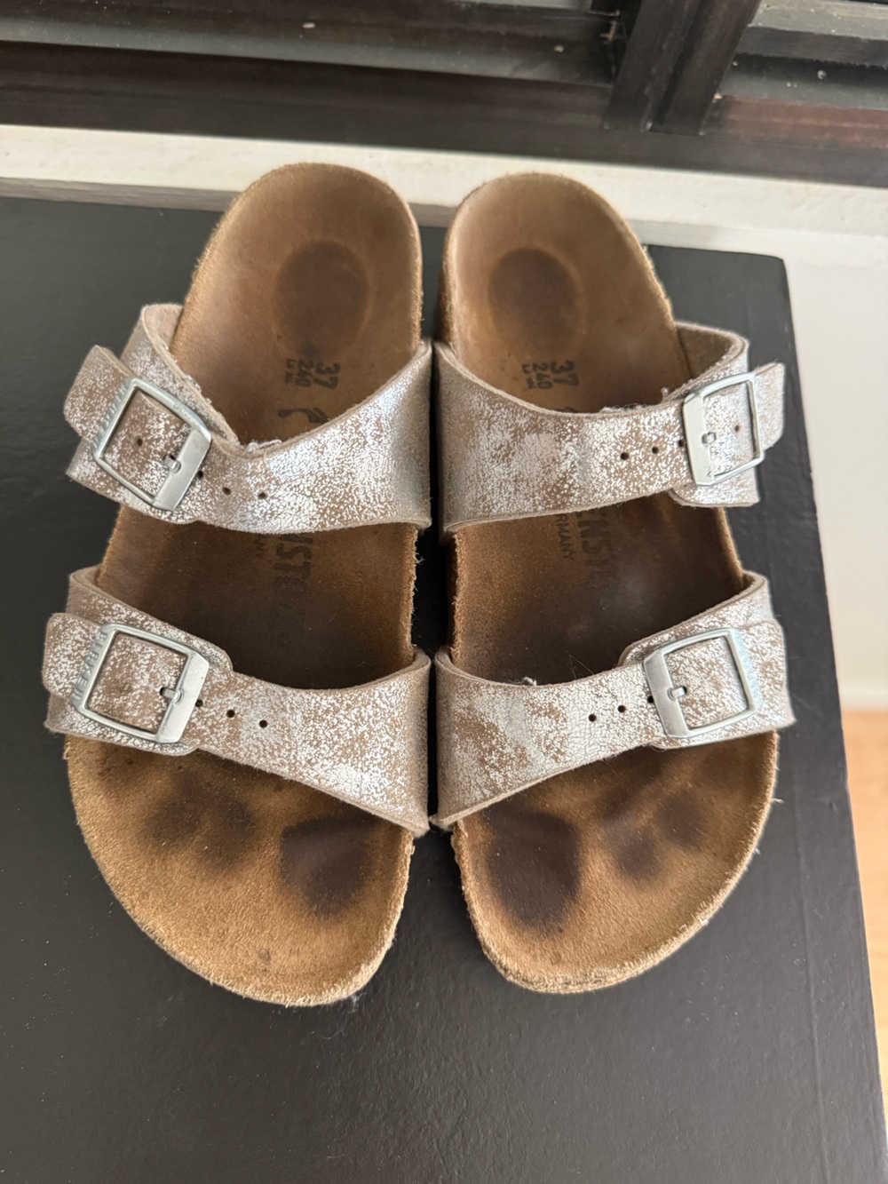 Birkenstock Sandals in Metallic Silver